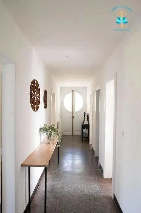 Le 17M - Maison Basque D'Occitanie Clim Jardin Parking Castelginest 0*,  Frankrijk